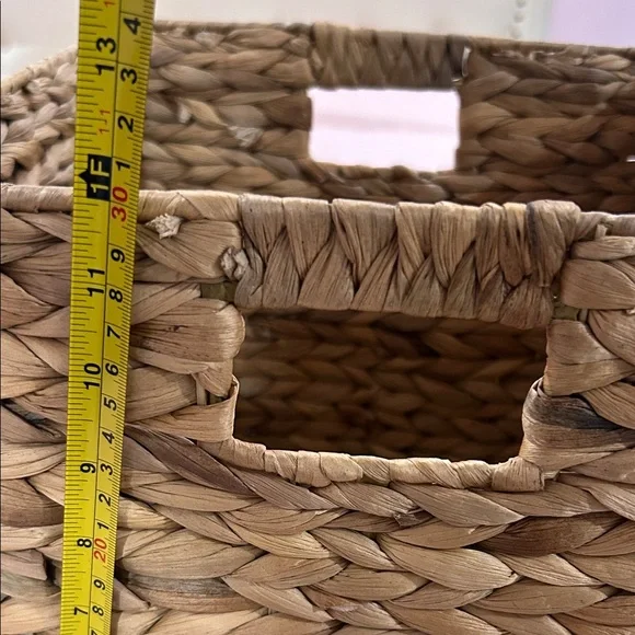 Pair of Natural Woven Storage Baskets - Picture 2 of 4